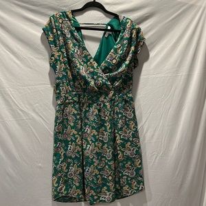 Green summer dress with paisley(ish) pattern